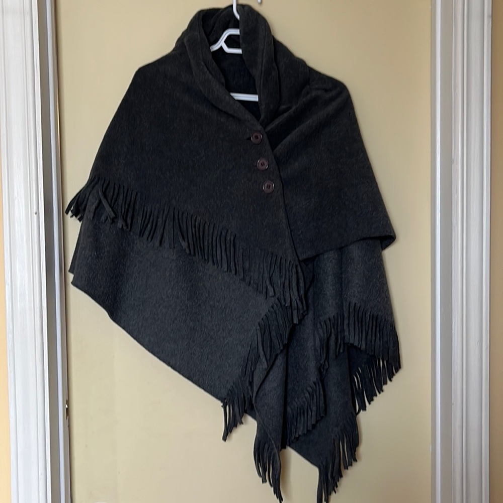 Le Chateau fleece button up shawl